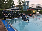 Kleidungsschwimmen im Freibad Montabaur (Foto: THW Montabaur)