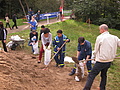 Sandsäcke stapeln bei Mission Olympic (Foto: THW Montabaur)