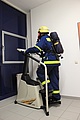 Helfer auf der Atemschutzübungsstrecke in Koblenz (Foto: THW Montabaur)